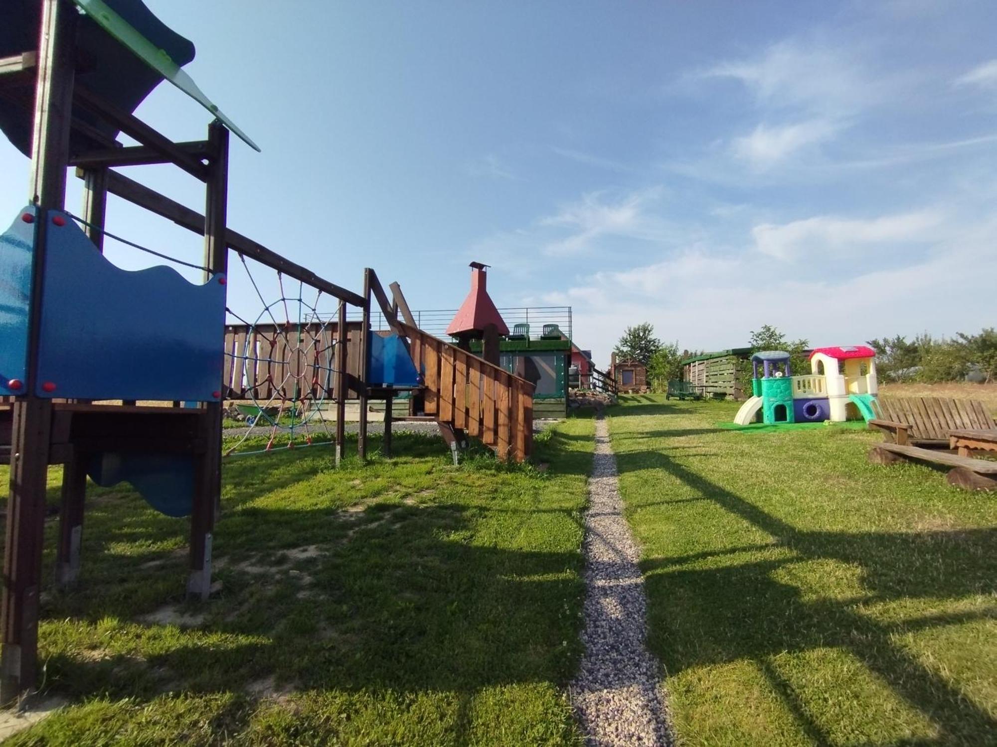 Noclegi U Banysia W Sercu Gor Swietokrzyskich Krajno Pierwsze エクステリア 写真