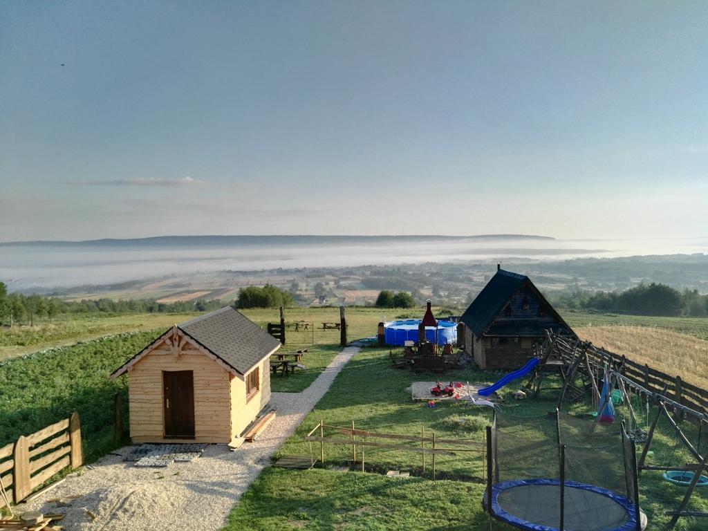 Noclegi U Banysia W Sercu Gor Swietokrzyskich Krajno Pierwsze エクステリア 写真